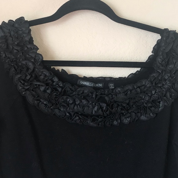 Black Gabriela Vencini sweater - Picture 2 of 6